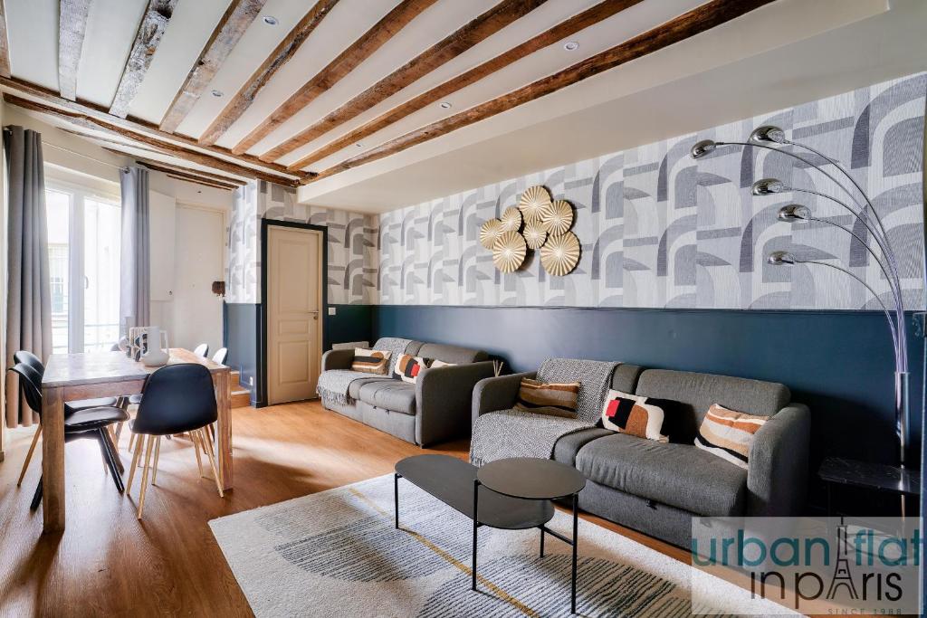 02 - Pretty 4BDR Flat in Paris