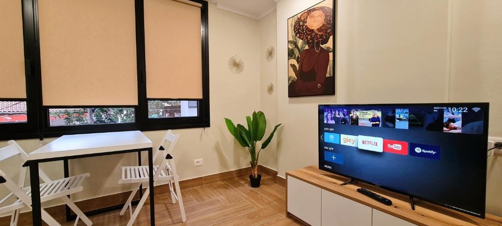 2V1 - Center apartment 2 - Image 4