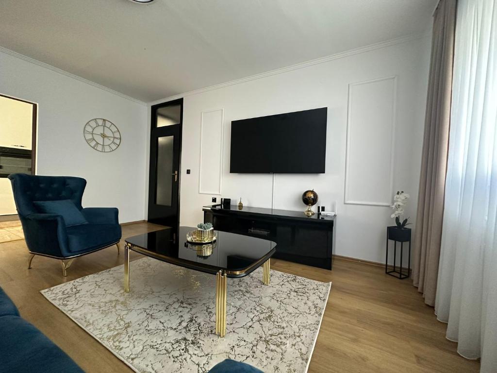 Μια τηλεόραση ή/και κέντρο ψυχαγωγίας στο APARTMANI JERKOVIĆ - DUNAV 2