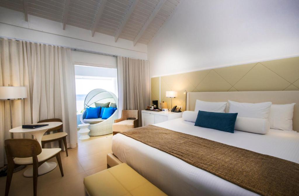 Postel nebo postele na pokoji v ubytování Azul Beach Resort Negril, Gourmet All Inclusive by Karisma