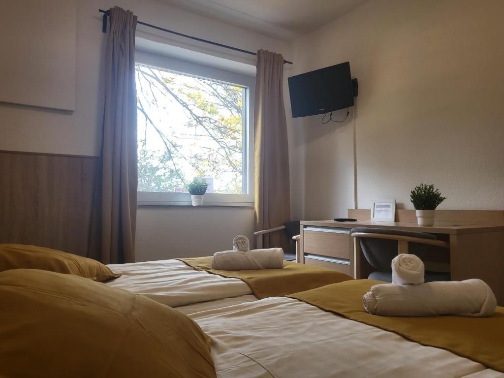 Hotel Mettmann - Double Or Twin Room
