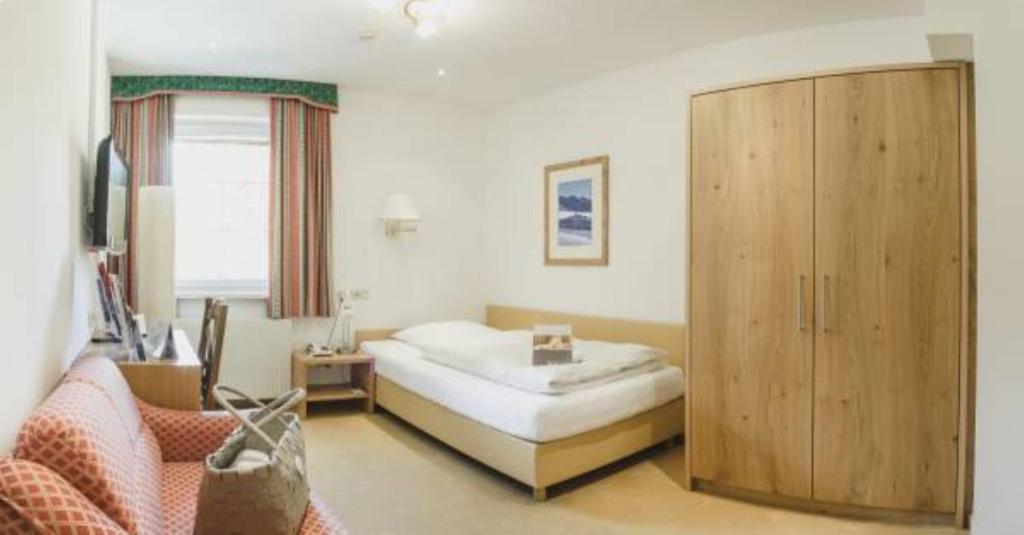 Hotel Schwarzer Adler - Sport & Spa - 11