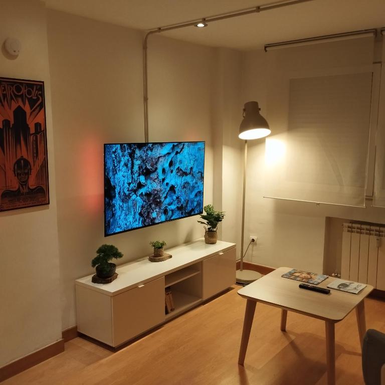 Leon Riverside Flat - 12