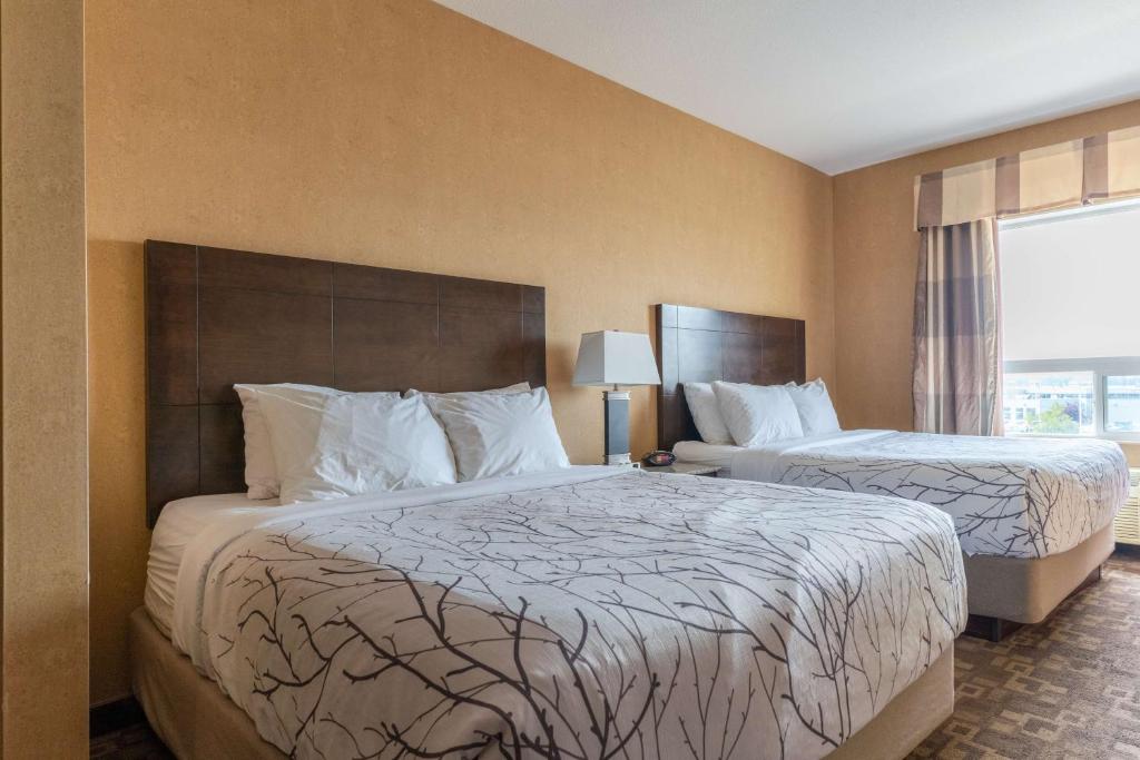 Best Western Plus South Edmonton Inn & Suites - Resim 38