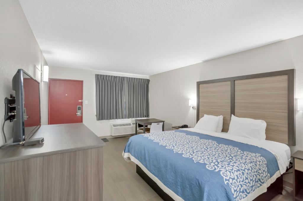 Bridgeview Inn Chicago Area - King Suite