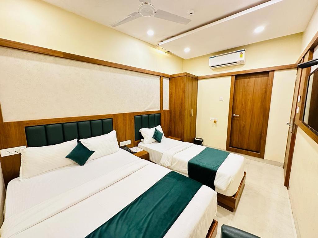 Легло или легла в стая в HOTEL BKC DOWNTOWN - NEAR US EMBASSY