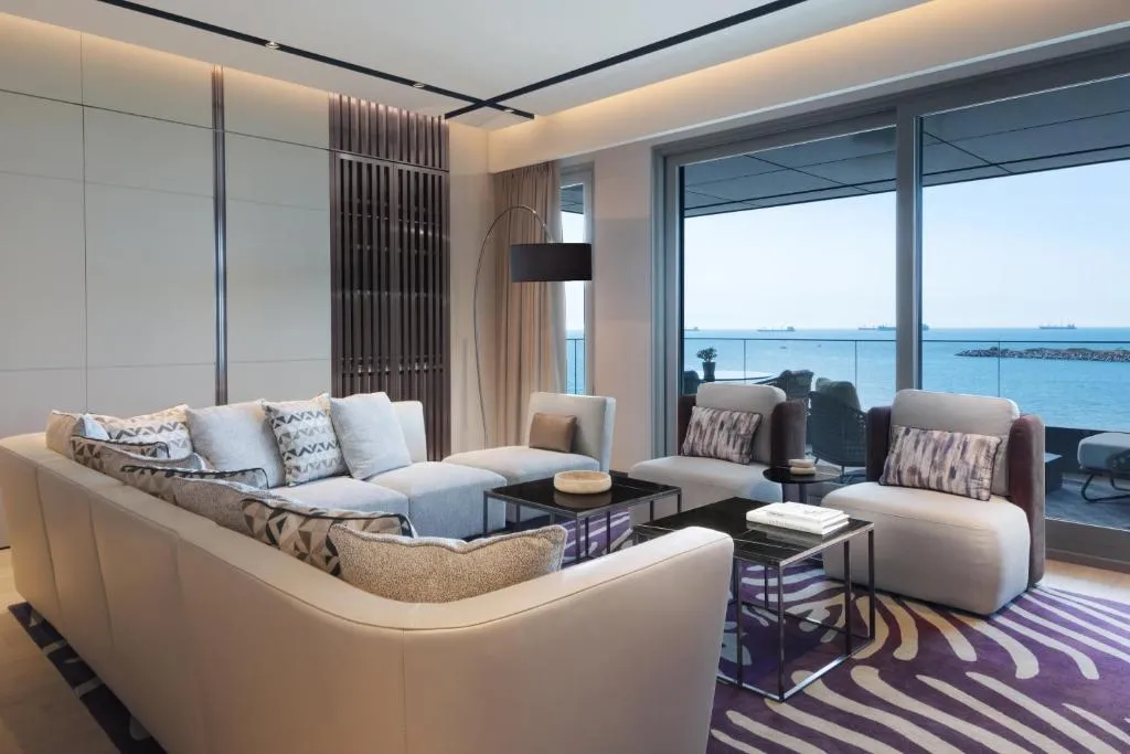 Specialty Two Bedroom Residence – Executive Lounge Access