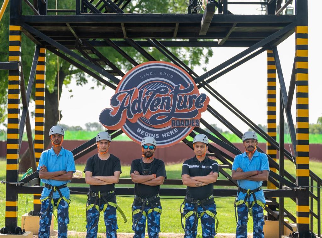 Hosté ubytování Roadies Rostel - Best Adventure Resort in Ahmedabad