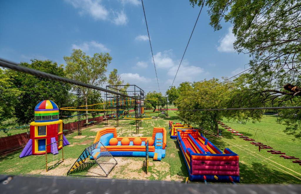 Fotografie z fotogalerie ubytování Roadies Rostel - Best Adventure Resort in Ahmedabad v destinaci Kanīj