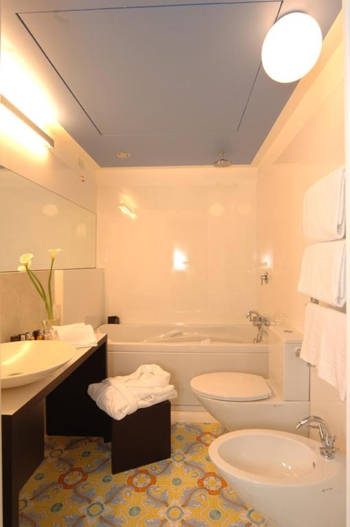 Grand Hotel Angiolieri - 9