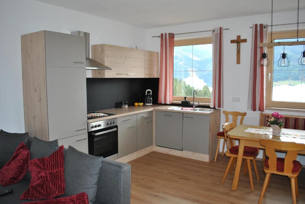 Kuchyň nebo kuchyňský kout v ubytování Ferienwohnung Gipfelblick