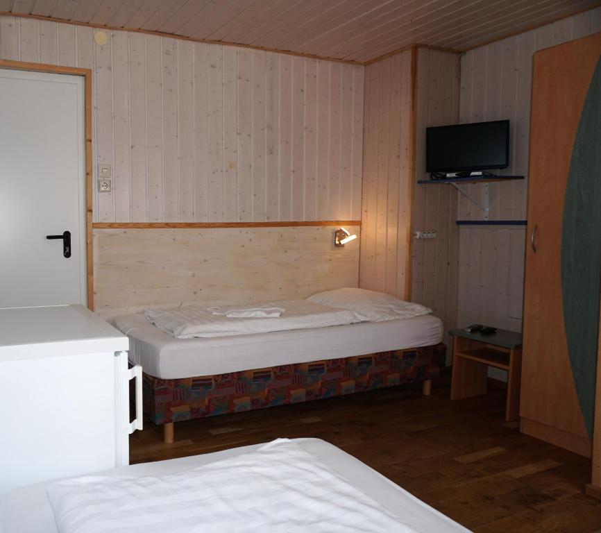 Pension-zur-Rose - Habitación Triple Con Baño