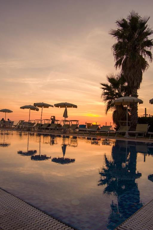 Bazén v ubytování Hotel Albatros nebo v jeho okolí