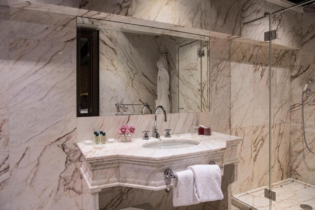 Hotel Nani Mocenigo Palace - 12