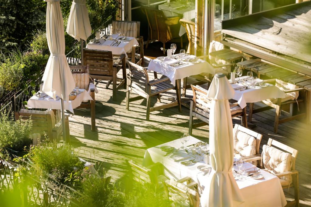 Aed väljaspool majutusasutust Alpine Spa Hotel Haus Hirt