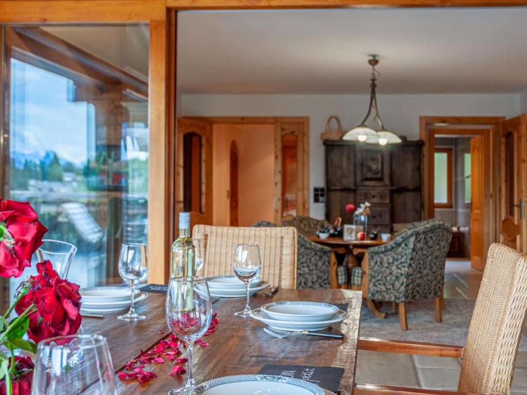 Posezení v ubytování Chalet Belle Vue by Interhome