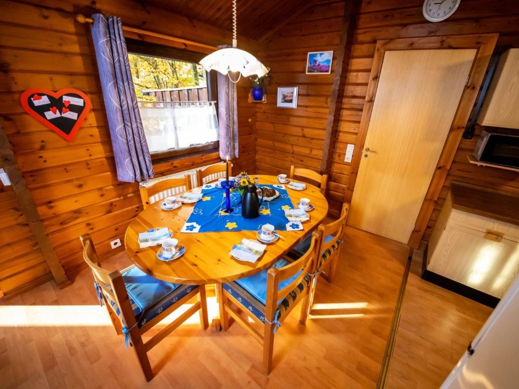 Fotografie z fotogalerie ubytování Chalet Haus 57 Wald Eck by Interhome v destinaci Bad Arolsen