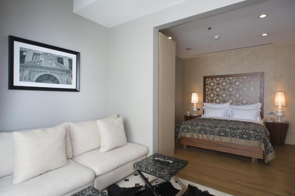 Cama ou camas em um quarto em The Story Hotel Pera