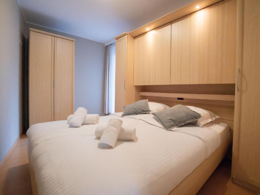 Postel nebo postele na pokoji v ubytování Apartment Breduynia by Interhome