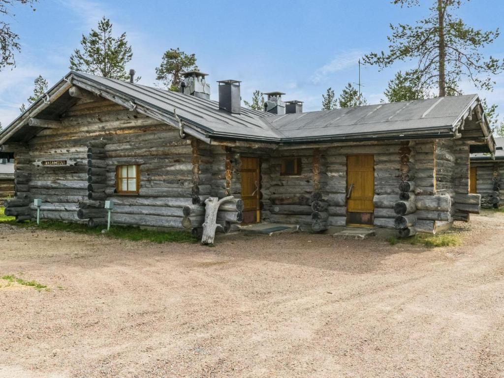 Budova, kde se prázdninový dům nachází