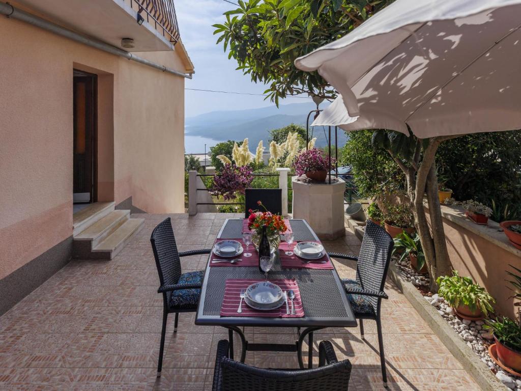 Apartment Marija-2 by Interhome