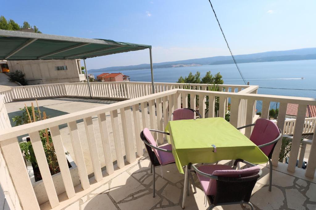 Balkón nebo terasa v ubytování Apartmani Vesna