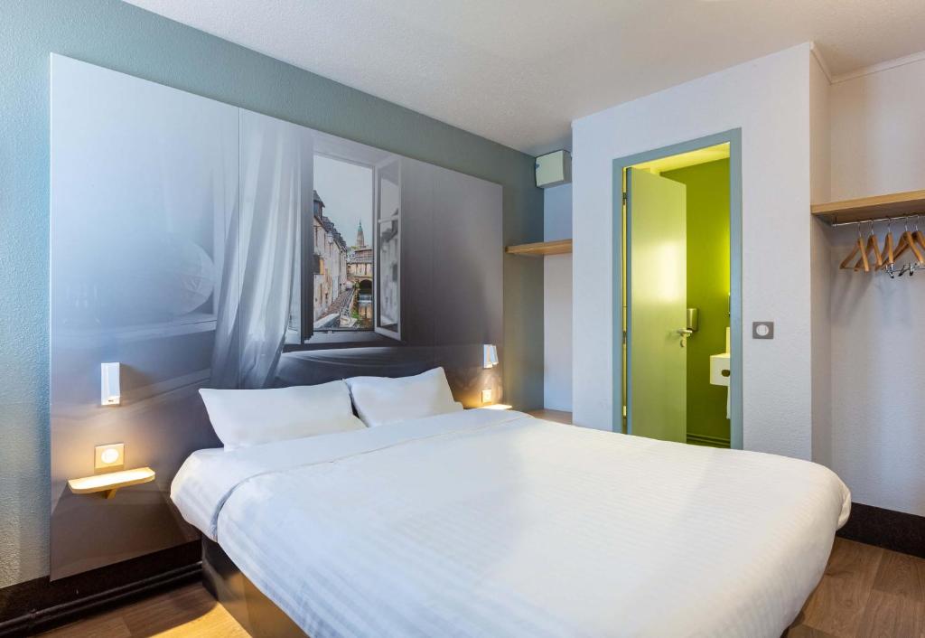B&B HOTEL CHARTRES Le Forum - Double Room