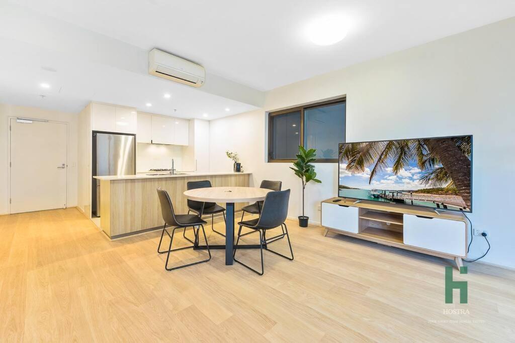 Køkken eller tekøkken på Hurstville Pearl 2 Bedroom Apt