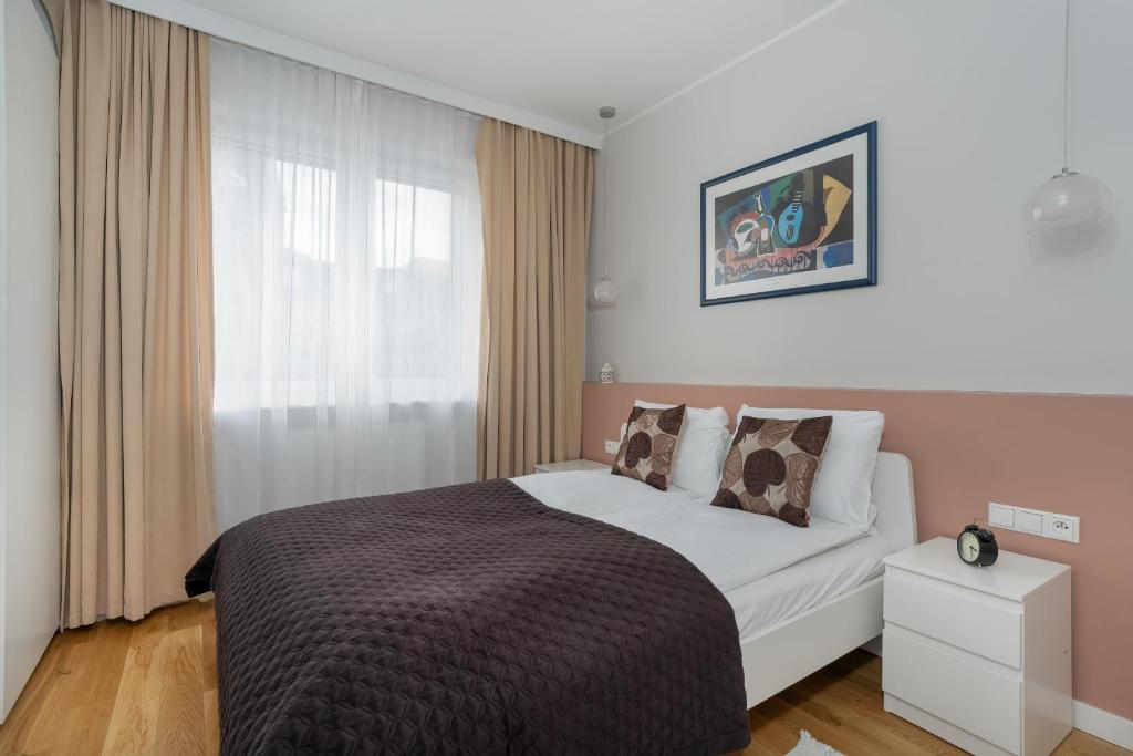 Ліжко або ліжка в номері Trendy Apartment Polna in Poznan by Renters