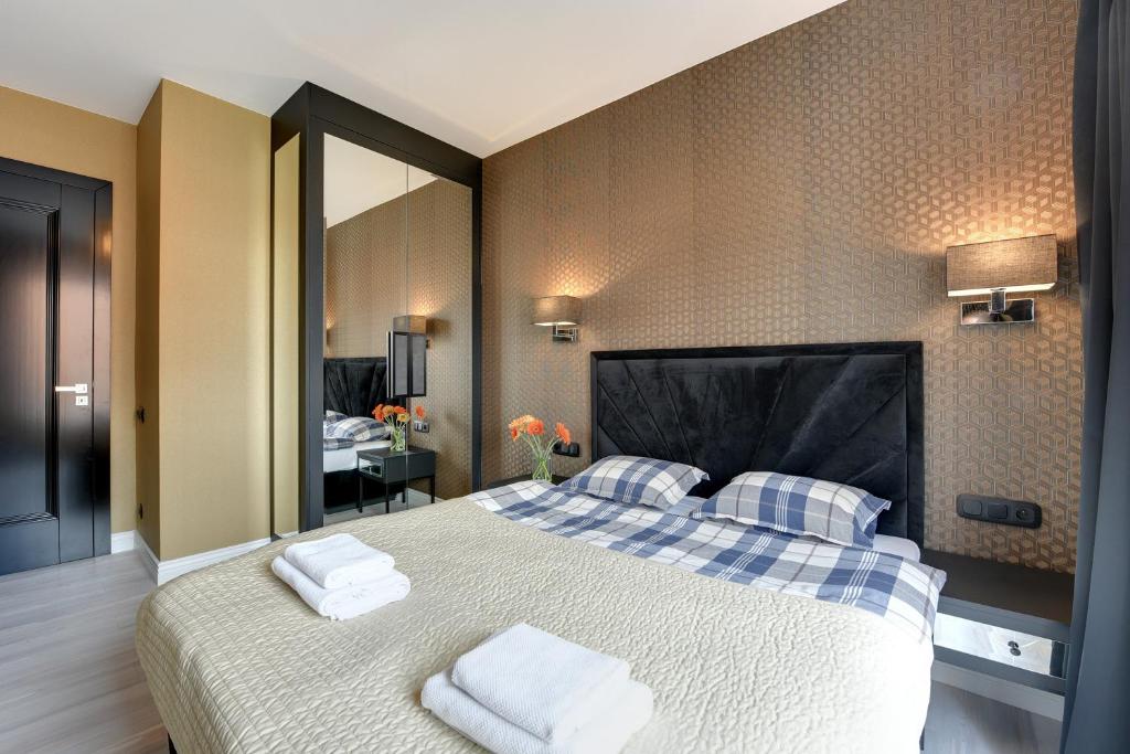 Blue Mandarin Riverside - 14