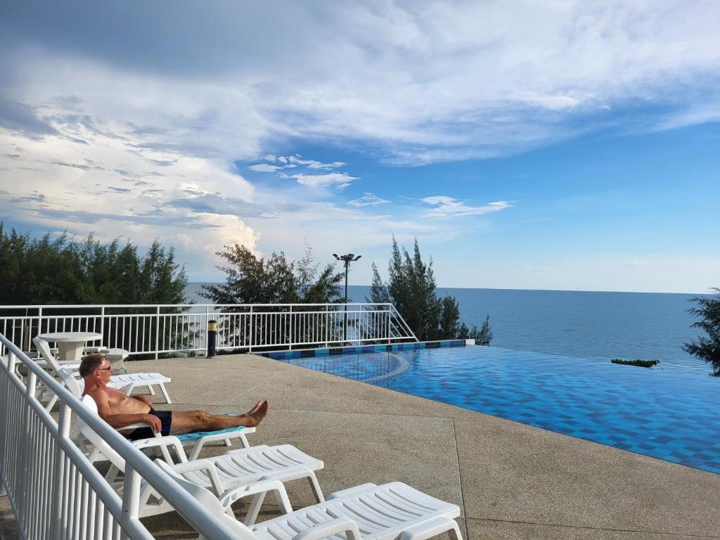 Bazén v ubytování Grand Beach Condo A207 nebo v jeho okolí