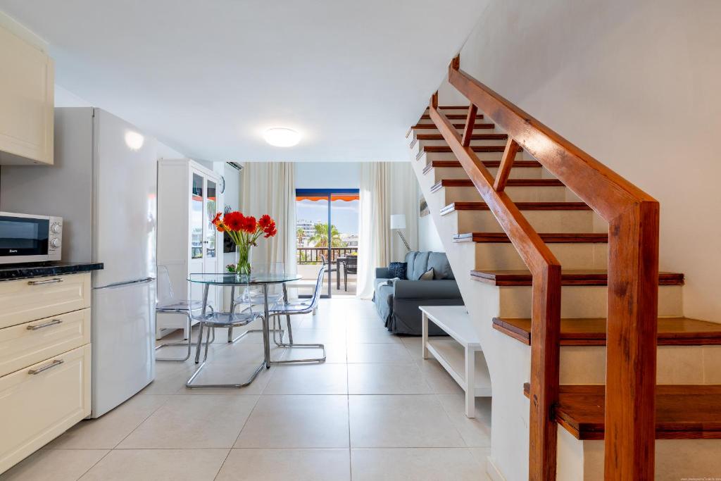 Duplex apartment in Las Americas