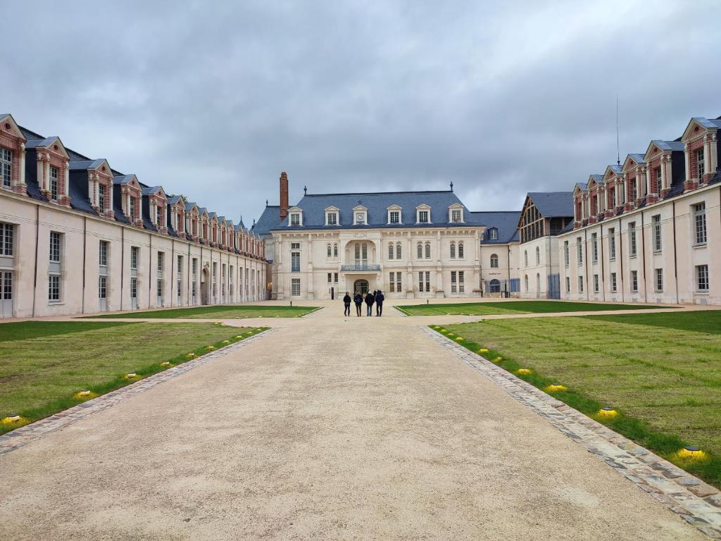Fotografie z fotogalerie ubytování Appartement Vintage avec vue sur le château v destinaci Pierrefonds
