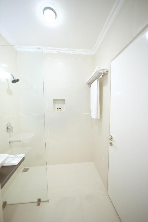 Koupelna v ubytování Hotel Ganga Ratan