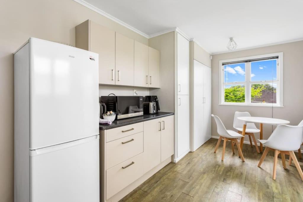 2-Bedroom Gem Near Eastern Auckland Beaches - Resim 15