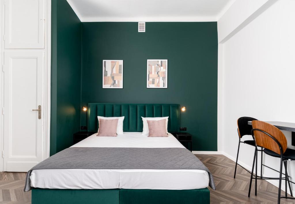 Wawel Apartments - Old Town - Deluxe Studio Apartment With Balcony