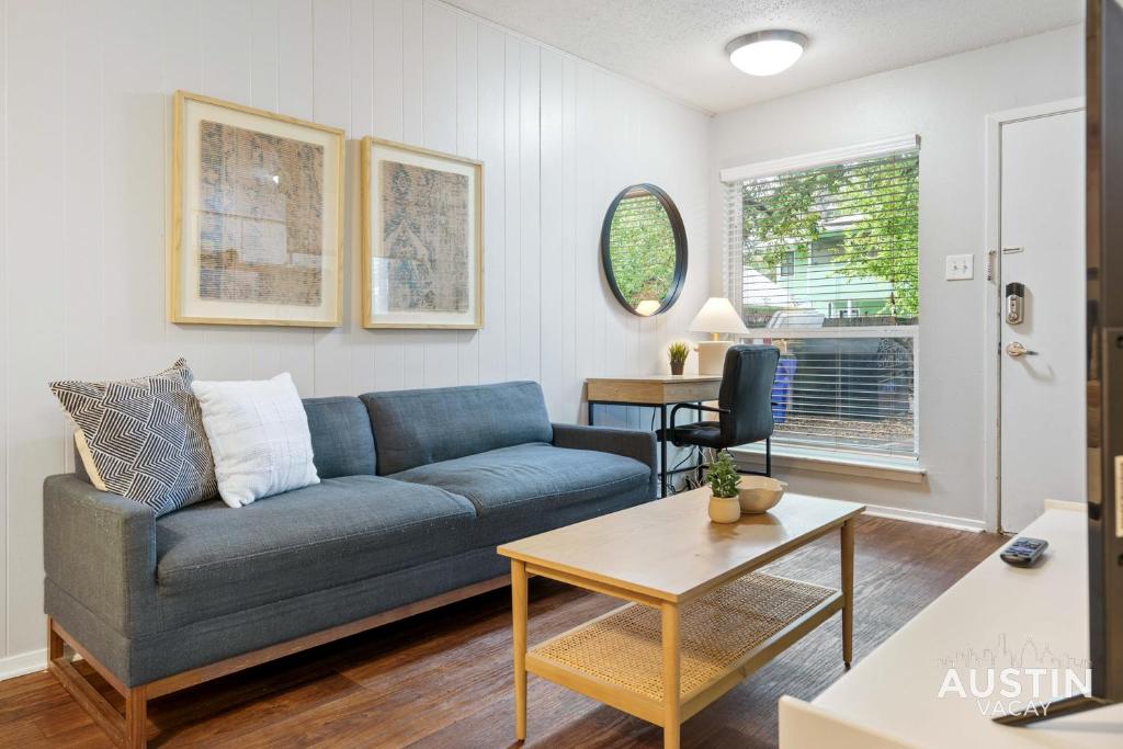 1st Floor Apt Hyde Park Bathtub and Free Parking, Austin (updated prices 2024)