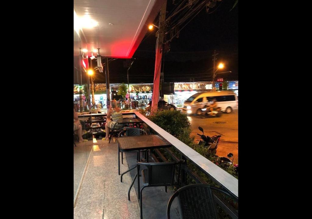 Patong Dynasty Royal Hotel - Resim 23