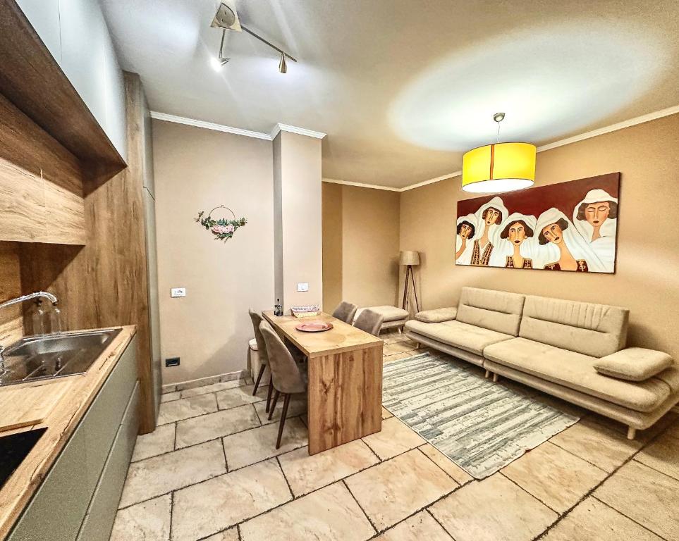 Amos City Center Apartment Tirana, Tirana (updated prices 2024)