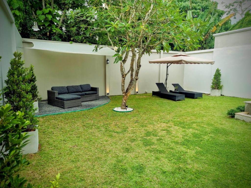 Zahrada ubytování Horizon Vista Pool Villa Family Retreat Bangtao