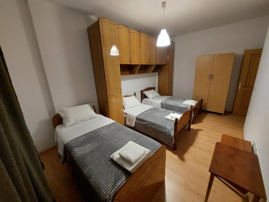 Shkodra City Center Apartment Nr 4 - Image 2
