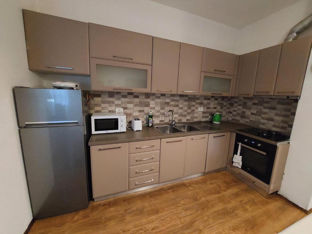Shkodra City Center Apartment Nr 4 - Image 9