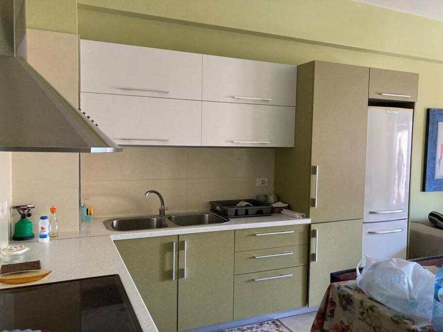 Sea view Apartment - Image 3