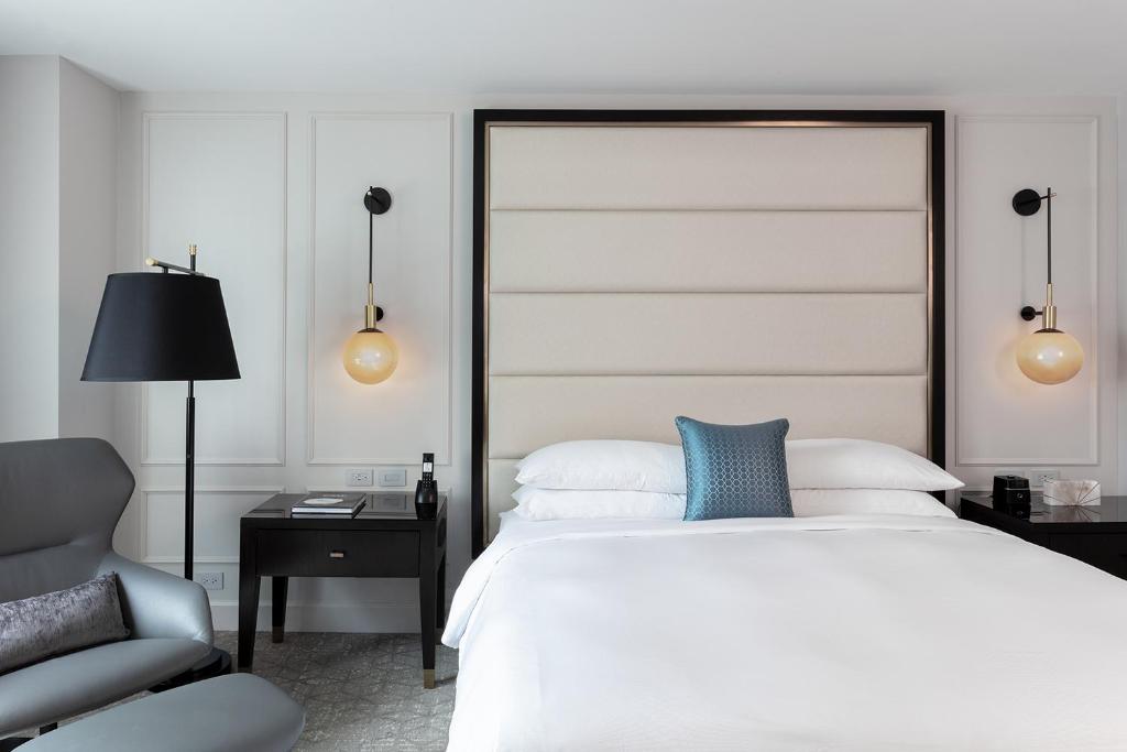 Postel nebo postele na pokoji v ubytování JW Marriott Miami