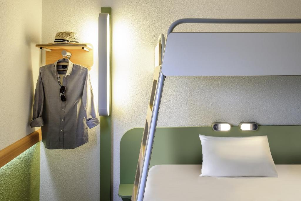 ibis budget Bordeaux Centre Bastide - Resim 44