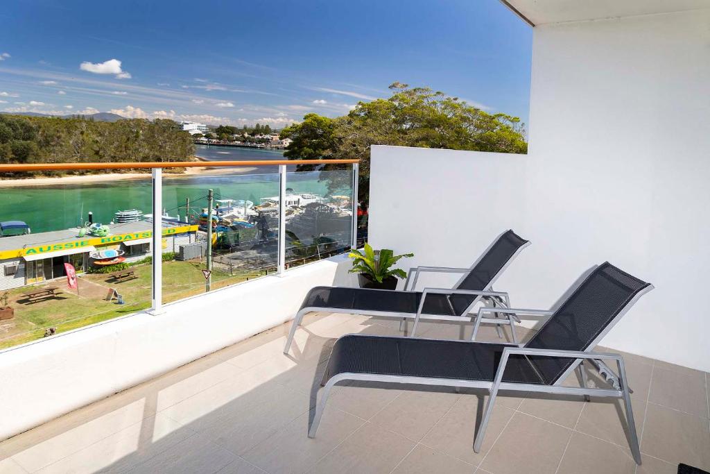 Waterline 304, Forster (updated prices 2024)