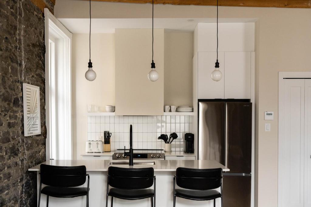 Maison Place Royale by Luxury In Transit - Two-Bedroom Deluxe Suite