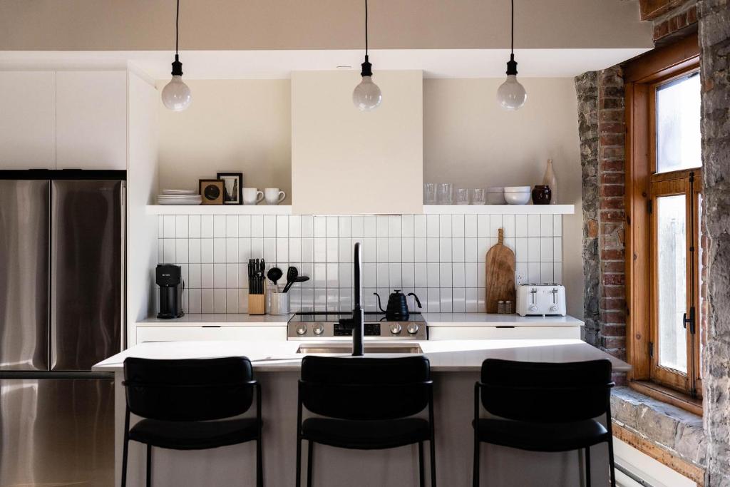 Maison Place Royale by Luxury In Transit - Two-Bedroom Suite
