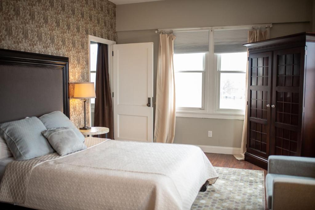 Fountainview Inn photo