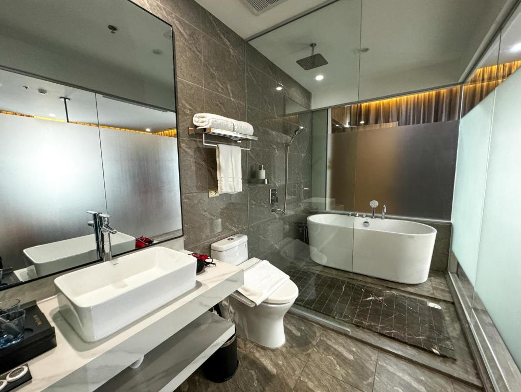 Koupelna v ubytování Venus Royale Hotel